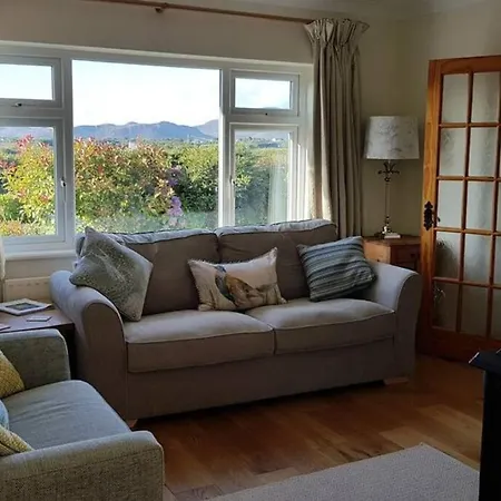 Quiet And Comfortable - Stunning Views Ferienhaus *